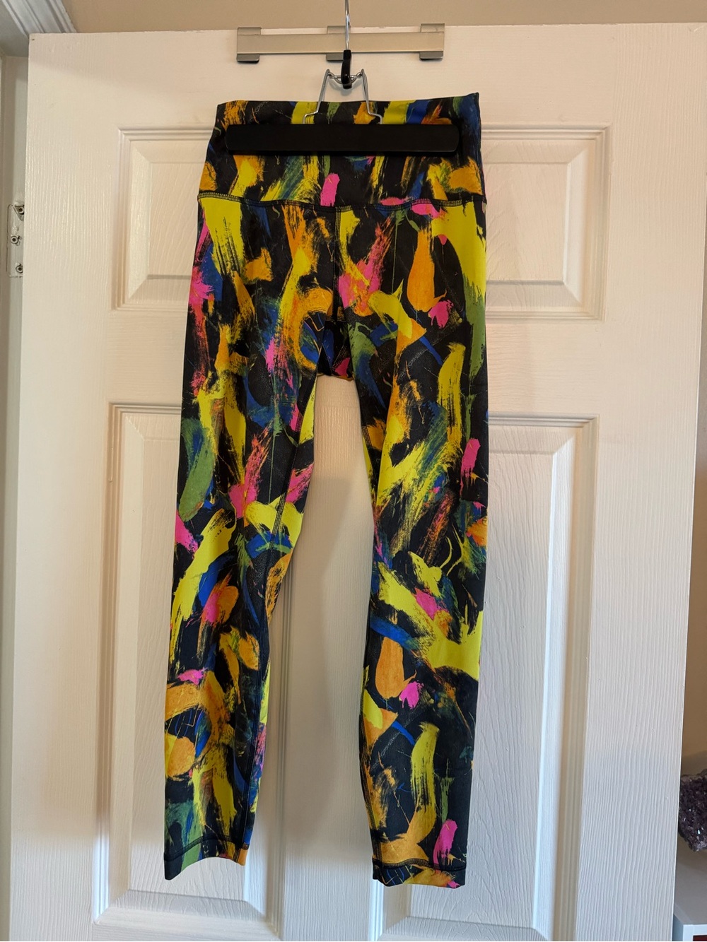Lululemon Wunder Train High Rise 25" Leggings in Undertone
Black Multi